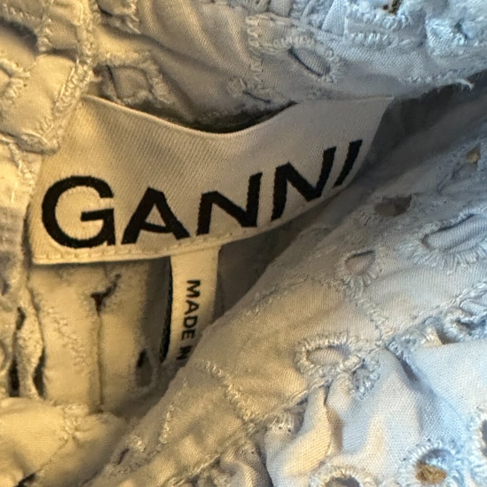 GANNI eyelet blouse in light blue ~ size M, pre-owned! - Picture 3 of 3